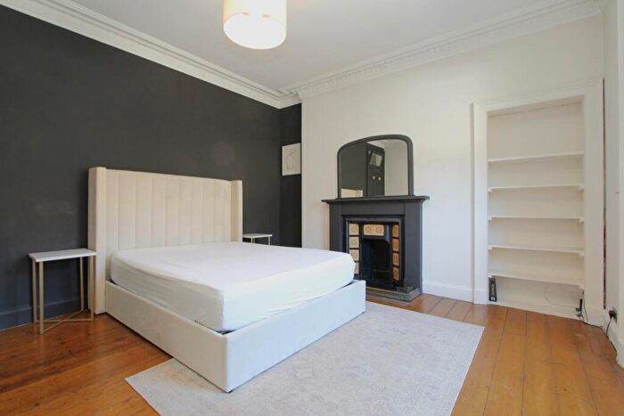 1 Bedroom Flat To Rent In Burns Place, Bonnington, Edinburgh, EH6