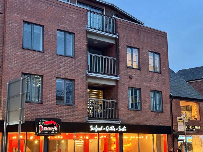 2 Bedroom Apartment To Rent In Southern Street, Manchester, M3