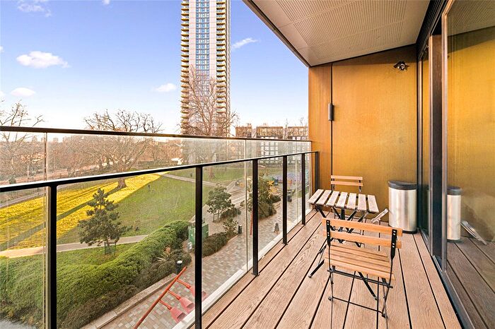 2 Bedroom Flat To Rent In St. Gabriel Walk, London, Elephant Amp; Castle, SE1