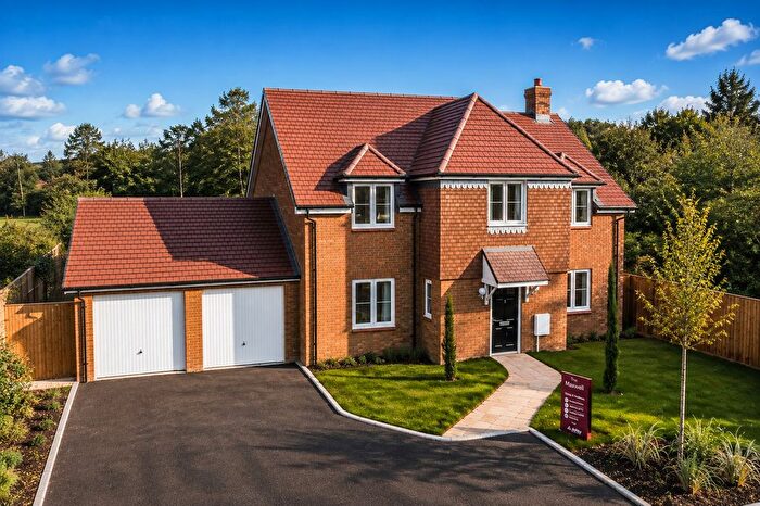 4 Bedroom Detached House For Sale In Orchard Gardens, Orchard Drive, St. Albans, AL2