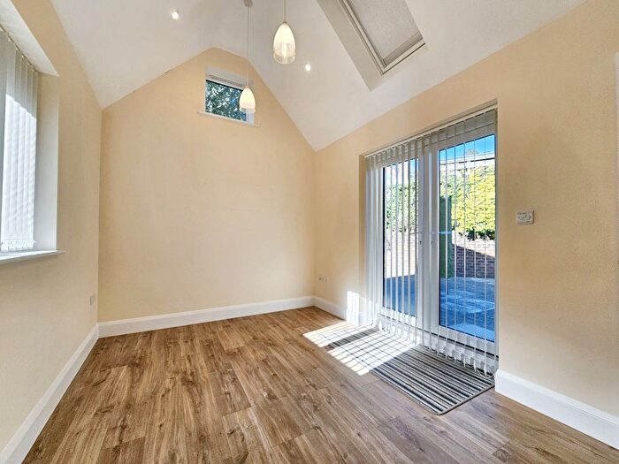 2 Bedroom Bungalow To Rent In Glebe Road, Fernhurst, Haslemere, Surrey, GU27