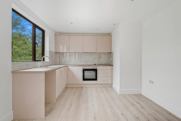 2 Bedroom Apartment To Rent In Falkirk Close, Hornchurch, RM11