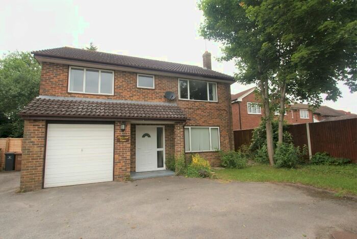 4 Bedroom Detached House To Rent In Walworth Road, Picket Piece, Andover, SP11