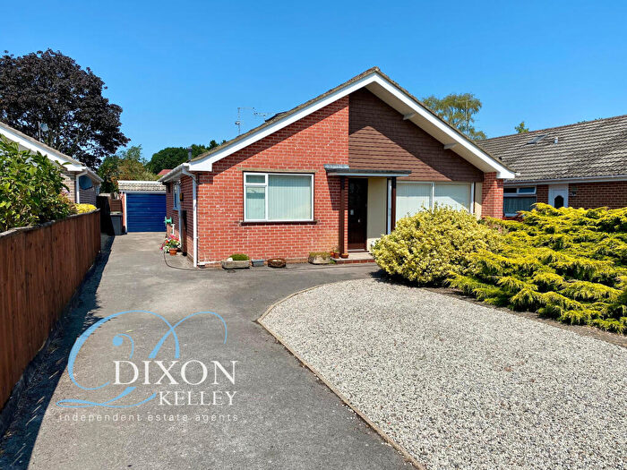 3 Bedroom Detached Bungalow For Sale In Oakhurst Close, West Moors, Ferndown, Dorset, BH22