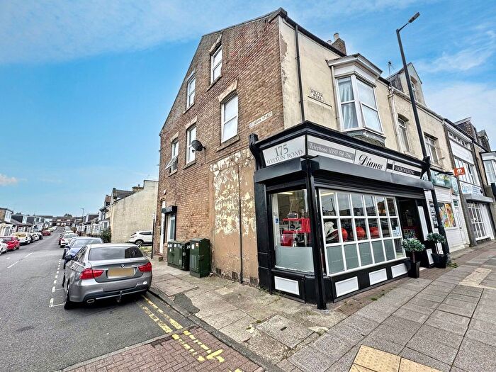 4 Bedroom Flat For Sale In Hylton Road, Sunderland, SR4