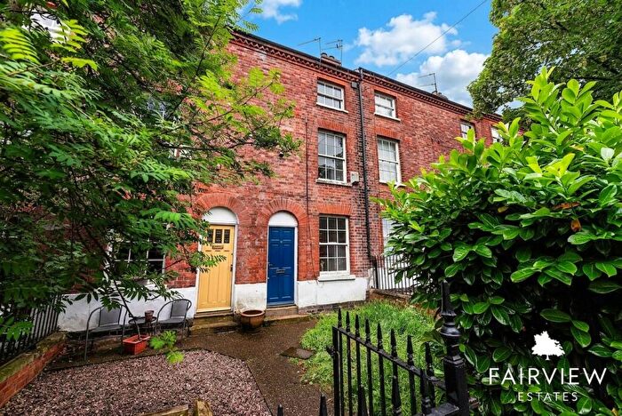 3 Bedroom Property For Sale In Campbell Grove, Nottingham, NG3
