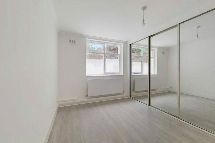 1 Bedroom Flat To Rent In Leigham Court Road, Streatham, London, SW16