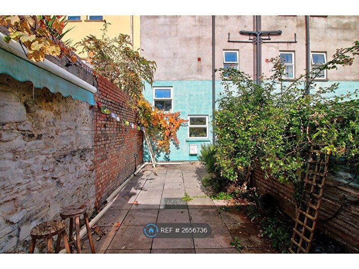 2 Bedroom Maisonette To Rent In Ashley Rd, Bristol, BS6