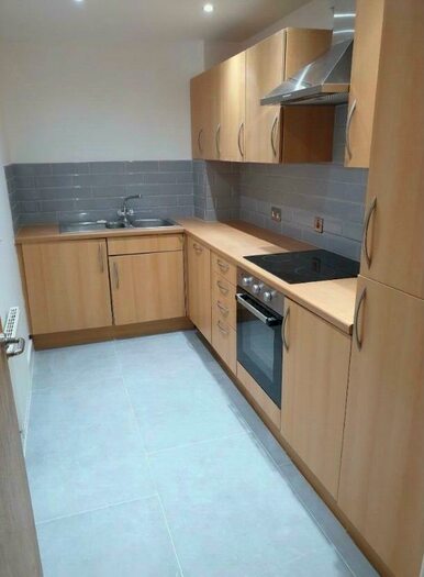 1 Bedroom Apartment To Rent In Bartholomew Court, Newport Avenue, East India Quay, Blackwall, London, E14