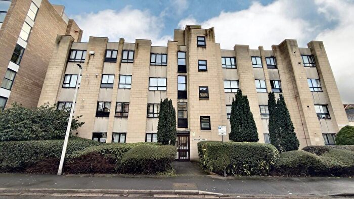 3 Bedroom Flat For Sale In Weston Lodge, Bristol Road Lower, BS23
