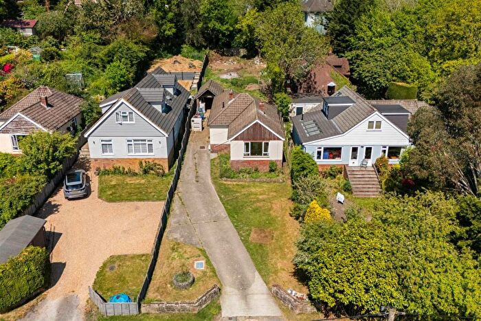 3 Bedroom Detached Bungalow For Sale In Tilmore Gardens, Petersfield, GU32