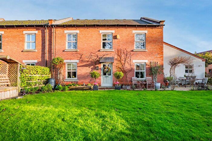 4 Bedroom Semi Detached House For Sale In Whipling Close, Whatton, NG13