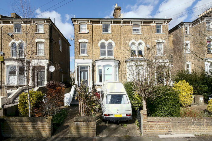 2 Bedroom Apartment To Rent In Northbrook Road, Hither Green, SE13
