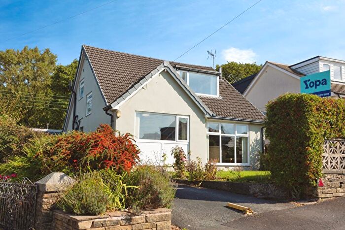 3 Bedroom Detached House For Sale In Wainscot Close, Hebden Bridge, Calderdale, West Yorkshire, HX7