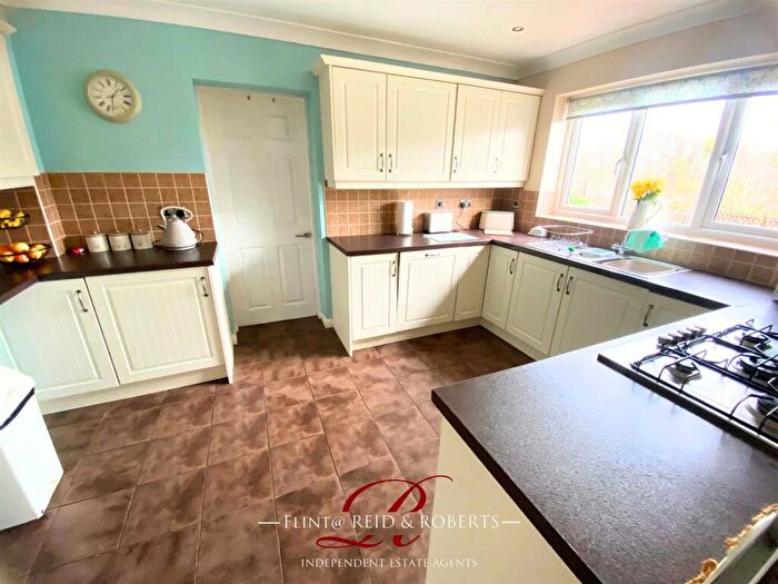 4 Bedroom Detached House For Sale In Min Awel, Flint, CH6