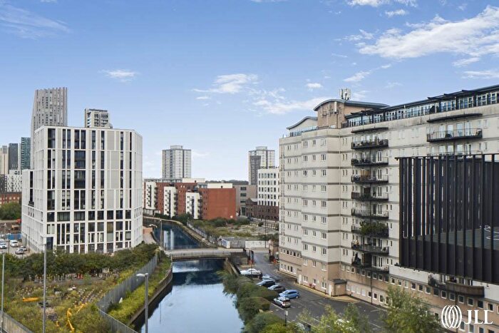 2 Bedroom Apartment To Rent In Southmere Building, London, E15