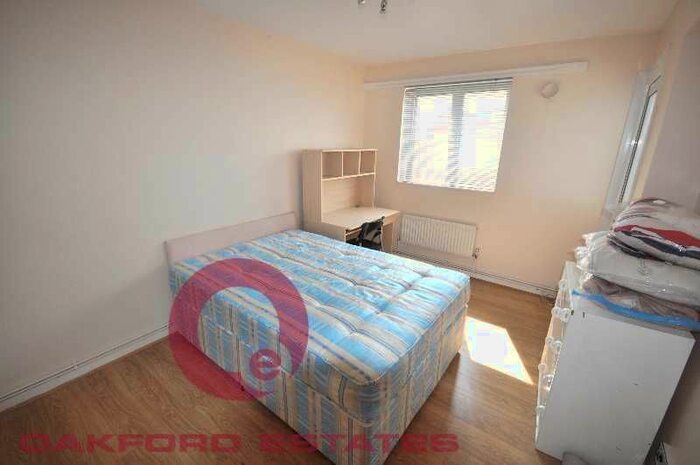 4 Bedroom Flat To Rent In Robert Street, Euston, NW1