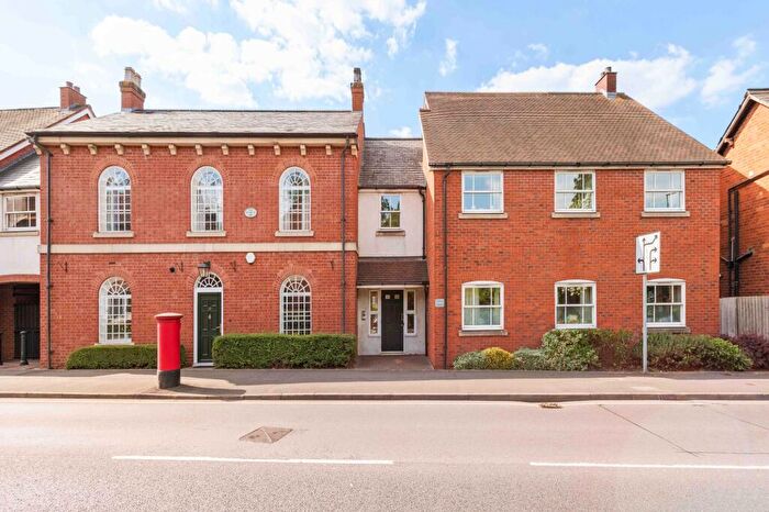 3 Bedroom Apartment For Sale In New Road, Solihull, B91