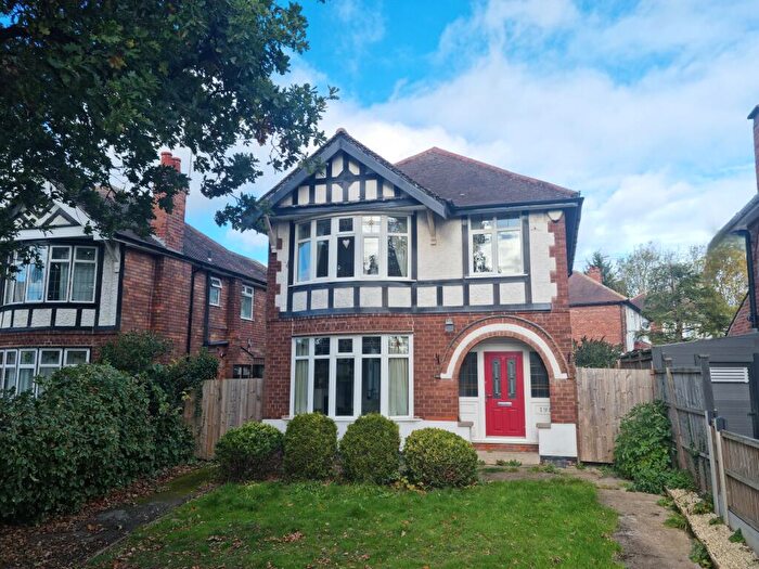3 Bedroom Detached House For Sale In Trowell Road, Nottingham, NG8