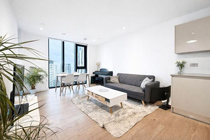 1 Bedroom Flat For Sale In One The Elephant, St. Gabriel Walk, Elephant And Castle, SE1