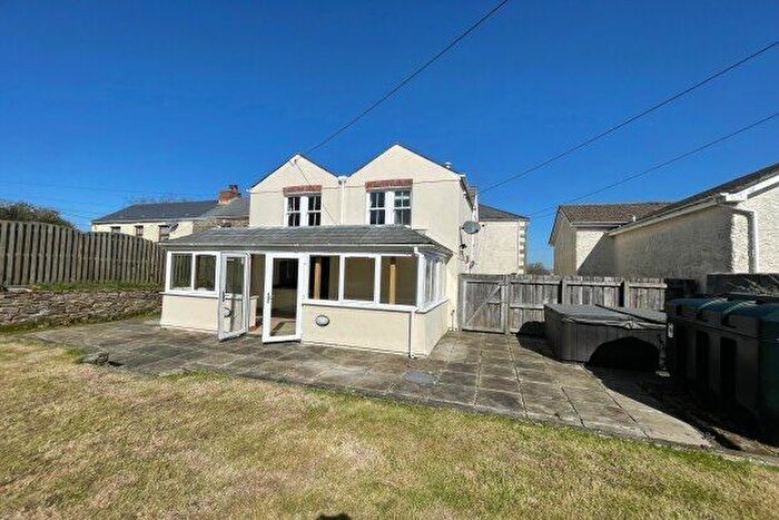 3 Bedroom Property To Rent In Chapel Terrace, Truro, TR4