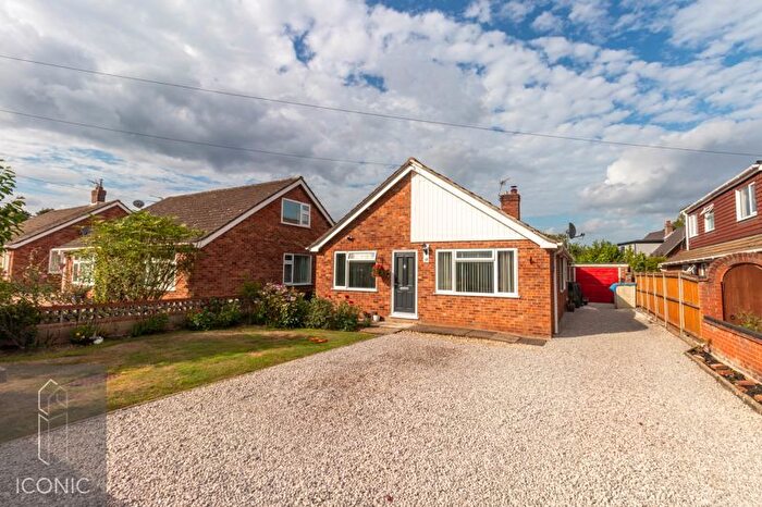 4 Bedroom Bungalow For Sale In Rossons Road, Taverham, Norwich, NR8