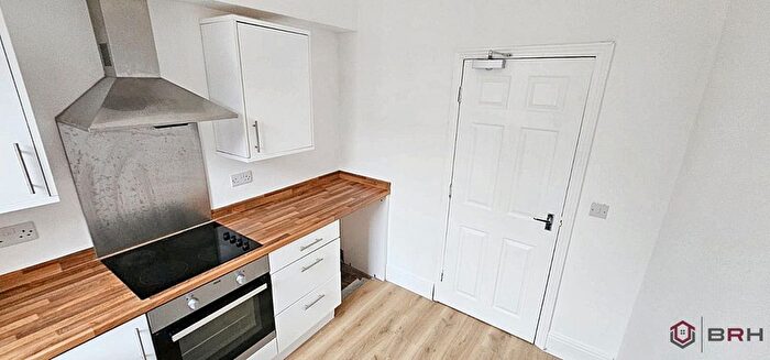 2 Bedroom Flat To Rent In Lawn Road, Doncaster, DN1