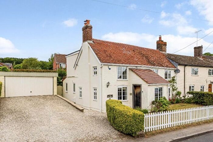 3 Bedroom Semi-Detached House For Sale In Baydon Road, Lambourn, RG17