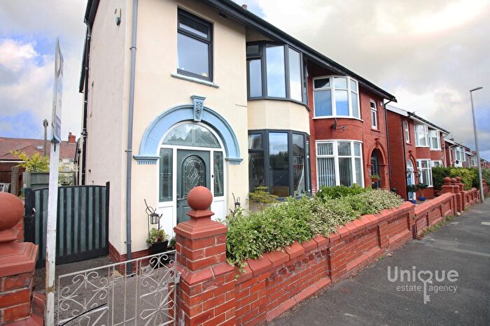 5 Bedroom Semi-Detached House For Sale In Cavendish Road, Bispham, Blackpool, FY2