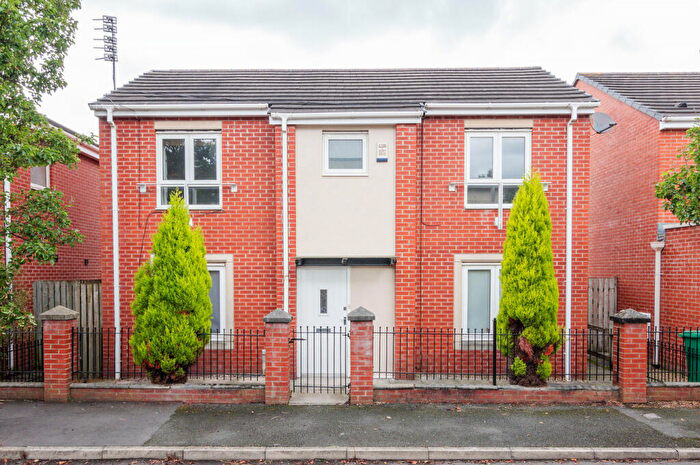 3 Bedroom Detached House To Rent In Warde Street, Hulme, Manchester, M15