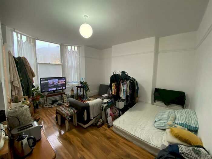 Studio To Rent In Zetland Road, Bristol, BS6