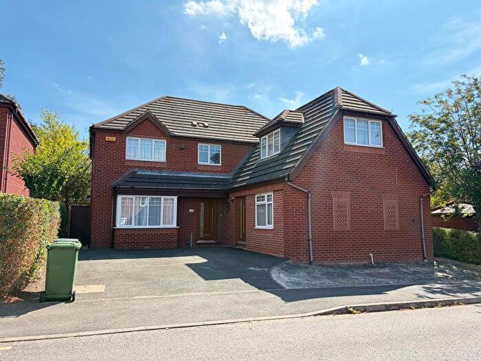 7 Bedroom Detached House For Sale In Little Dunmow Road, Humberstone, Leicester, LE5