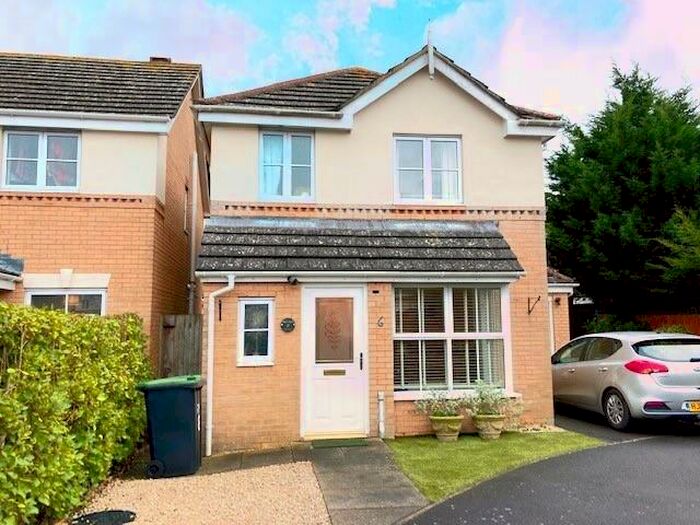 3 Bedroom Detached House To Rent In Robin Gardens, Christchurch, BH23