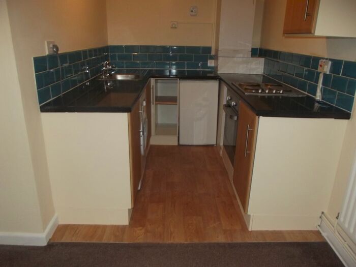1 Bedroom Flat To Rent In Wyndham Street, Bridgend, Pen-Y-Bont Ar Ogwr, CF31