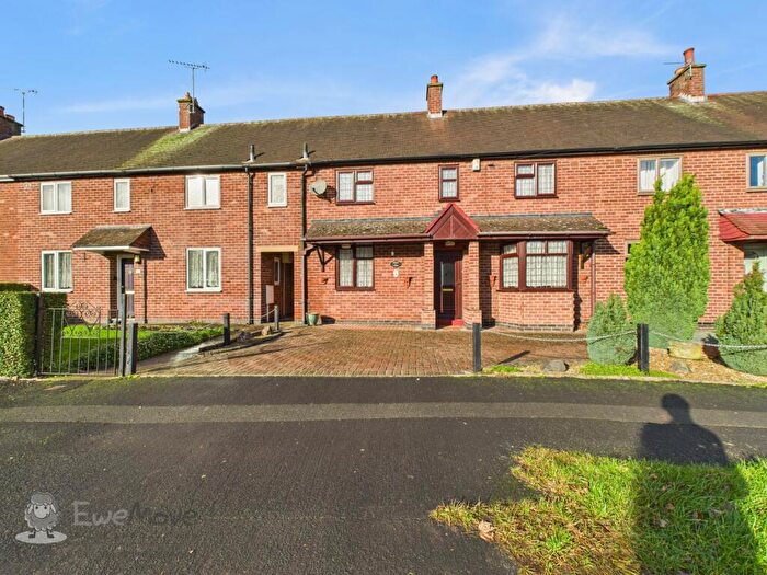 3 Bedroom Terraced House For Sale In Dovecliff Crescent, Stretton, Burton-on-Trent, Staffordshire, DE13