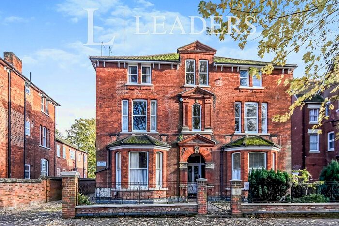 Studio To Rent In De Parys Avenue, Bedford, MK40