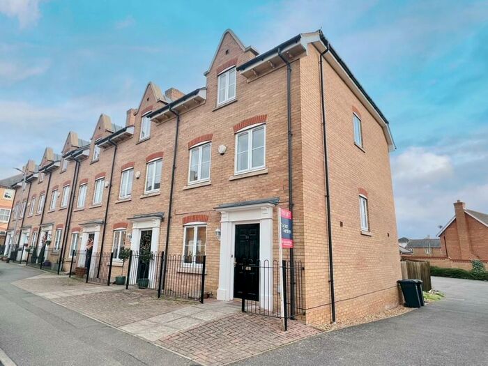 3 Bedroom House To Rent In Welland Place, Ely, CB6