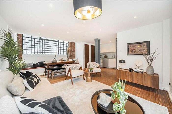2 Bedroom Flat For Sale In Boyd Street, Whitechapel, E1