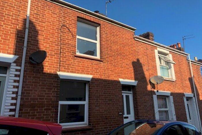2 Bedroom Property To Rent In Regent Square, Exeter, EX1