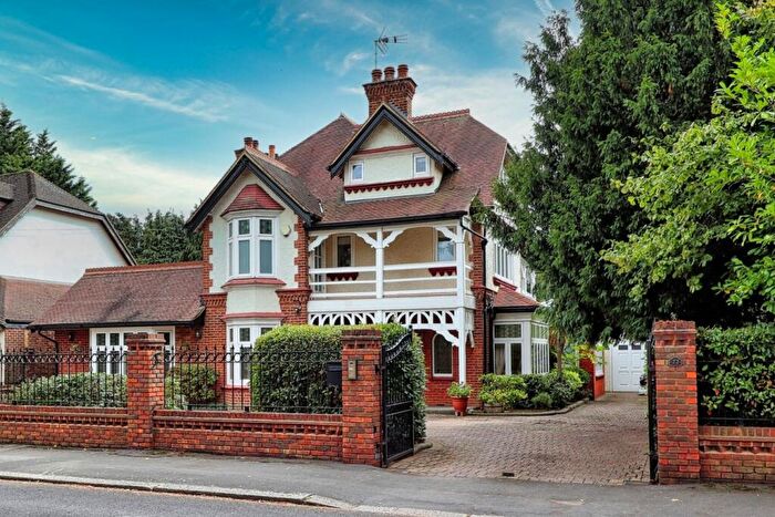 5 Bedroom Detached House For Sale In Burntwood Avenue, Emerson Park, Hornchurch, RM11