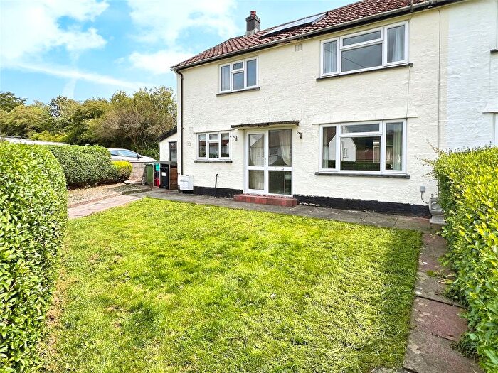 4 Bedroom Semi-detached House For Sale In Caegwyn, Llanidloes, Powys, SY18