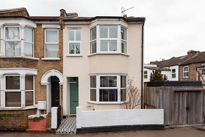 2 Bedroom End Of Terrace House For Sale In Springfield Road, Walthamstow, E17