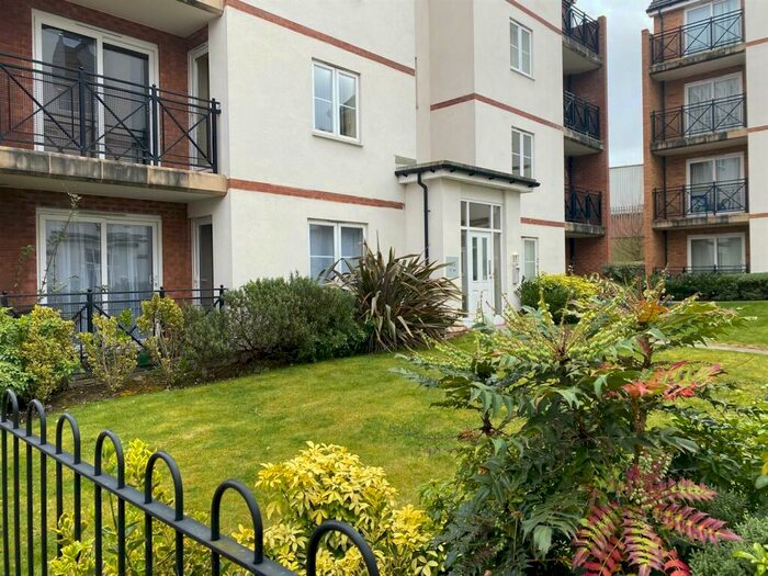 2 Bedroom Apartment To Rent In Poppleton Close, Coventry, CV1