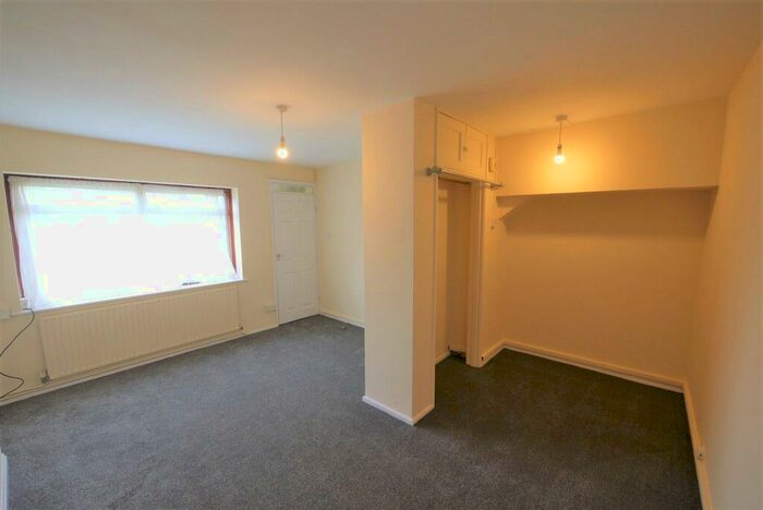 Studio To Rent In Hampden Crescent, Brentwood, CM14
