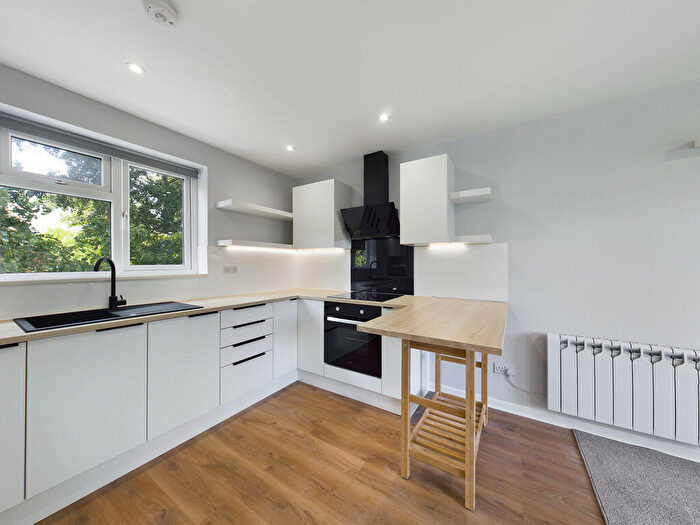 1 Bedroom Flat To Rent In Blackbridge Court, Blackbridge Lane, RH12
