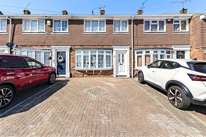 3 Bedroom Terraced House For Sale In Wells Road, Rochester, Kent, ME2