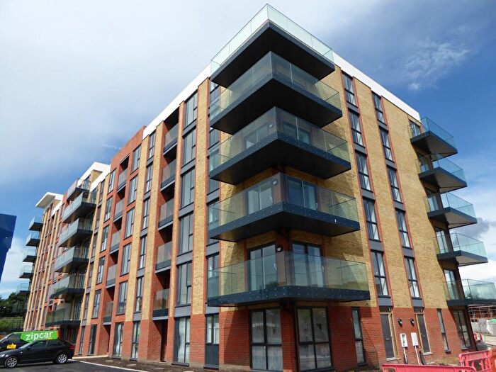 2 Bedroom Apartment To Rent In Oscar Wilde Road, Reading, RG1