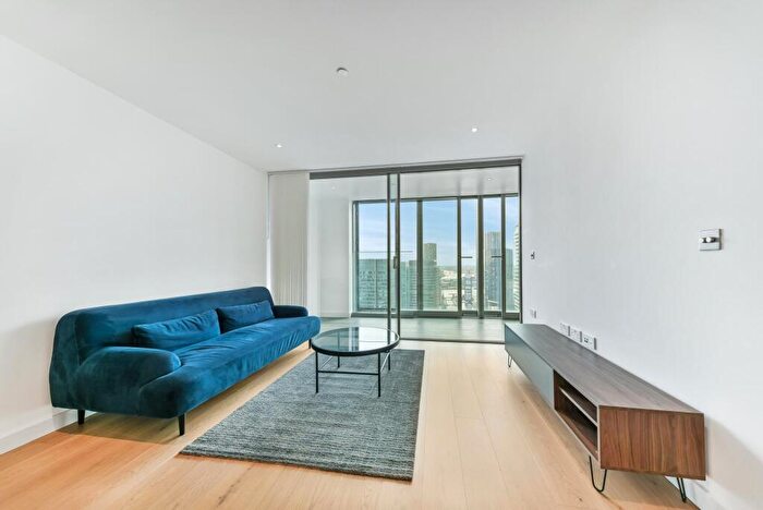 1 Bedroom Apartment To Rent In Landmark Pinnacle, Canary Wharf, E14