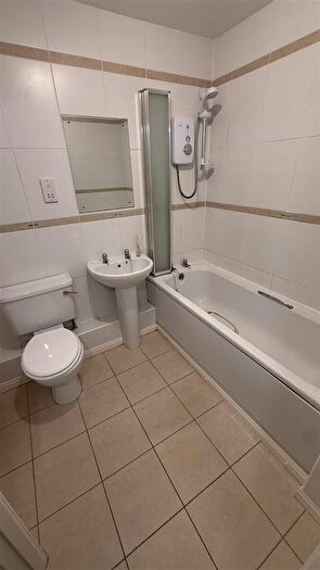 1 Bedroom Flat To Rent In Meadowbrook Way, Cheadle Hulme, Cheadle, SK8