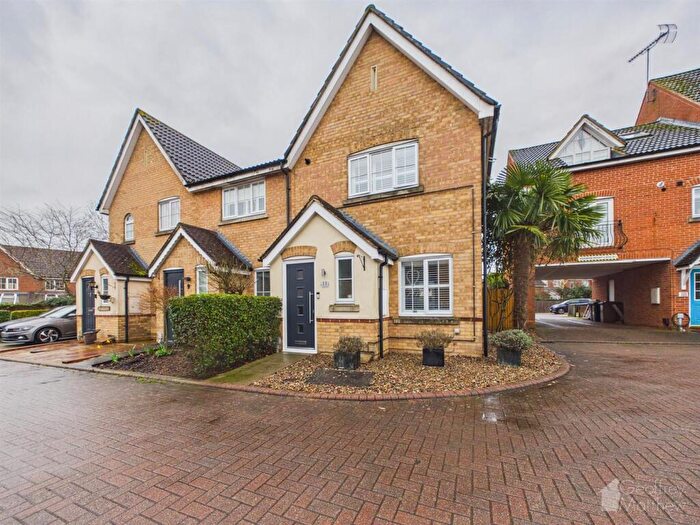 2 Bedroom End Of Terrace House For Sale In Cleveland Way, Great Ashby, Stevenage, SG1